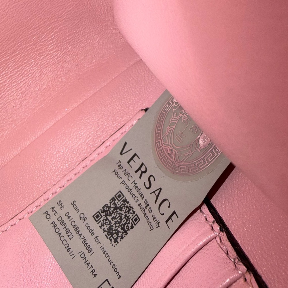 Versace Virtus Pink Quilted Crossbody Bag With Gold Chain - Picture 8 of 10